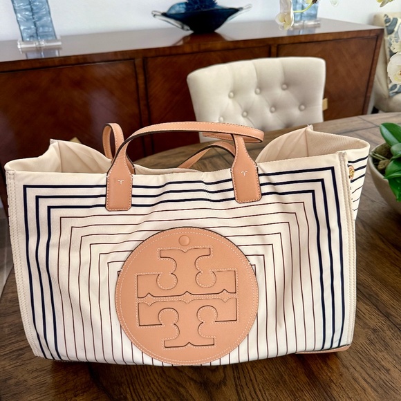 Tory Burch Tote - Picture 1 of 2
